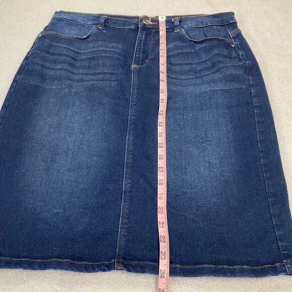 Lee Womens Relaxed Fit Denim Skirt Medium Wash Size 14 - Picture 6 of 6
